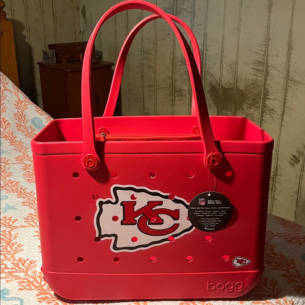 Red NFL Kansas City Chiefs Bogg Bag! Large Bogg Bag! Brand new! - Picture 3 of 8